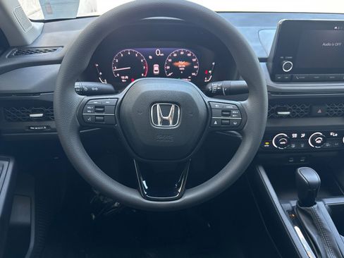 Used 2023 Honda Accord EX image 29