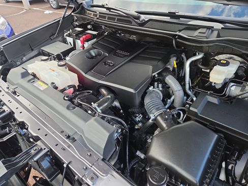 Used 2022 Toyota Tundra SR5 w/ TRD Sport Package image 29