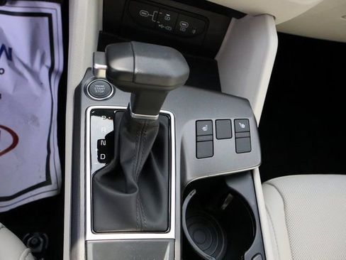 New 2026 Kia Sportage EX w/ EX Panorama Roof Package image 29