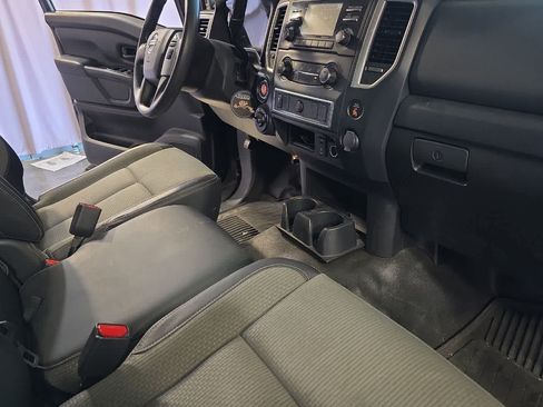 Used 2018 Nissan Titan S w/ S Utility Package AWD/4WD image 17