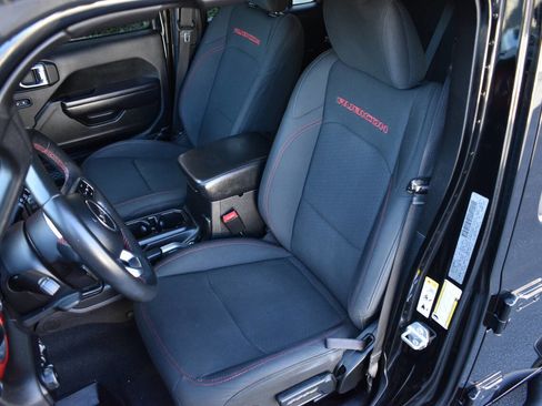 Used 2018 Jeep Wrangler Unlimited Rubicon w/ LED Lighting Group image 20