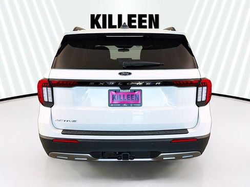 New 2025 Ford Explorer Active w/ Active Comfort Package image 6