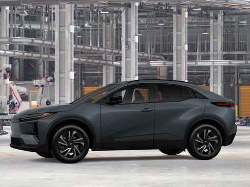 New 2026 Toyota C-HR AWD/4WD image 5