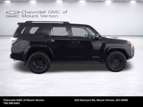 Used 2024 Toyota 4Runner TRD Off-Road Premium w/ TRD Black Wheel Package (TMS) AWD/4WD image 10