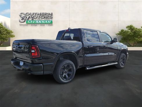 New 2026 RAM 1500 Big Horn w/ Night Edition AWD/4WD image 5
