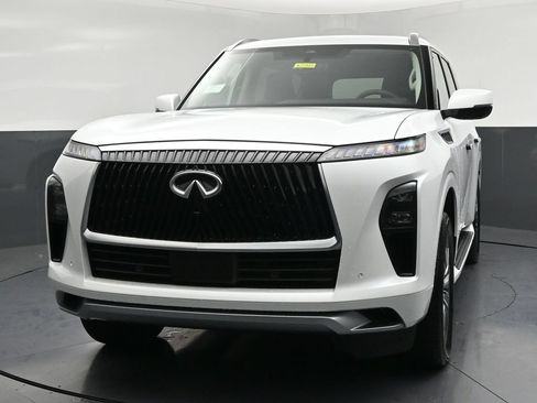 New 2027 INFINITI QX80 Luxe AWD/4WD image 3
