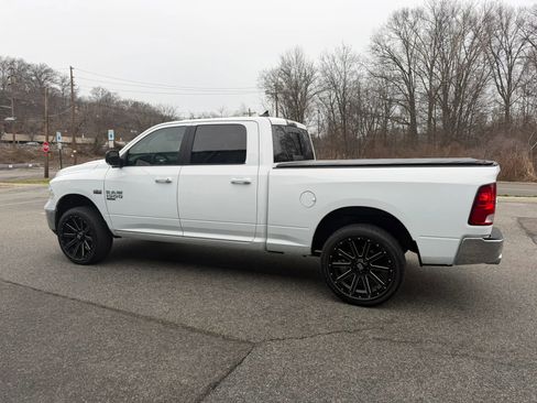 Used 2019 RAM 1500 Big Horn AWD/4WD image 5