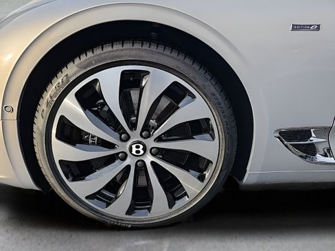 New 2024 Bentley Continental GT V8 AWD/4WD image 25