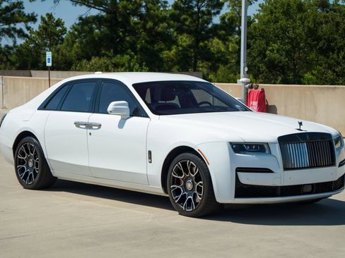 Used 2022 Rolls-Royce Ghost Black Badge AWD/4WD image 19