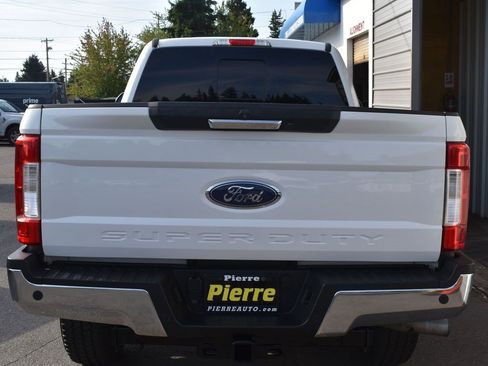 Used 2019 Ford F250 Lariat w/ Lariat Value Package image 7