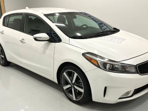 Used 2017 Kia Forte EX FWD image 14