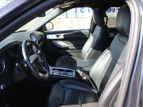 Used 2022 Ford Explorer ST w/ Equipment Group 401A AWD/4WD image 22