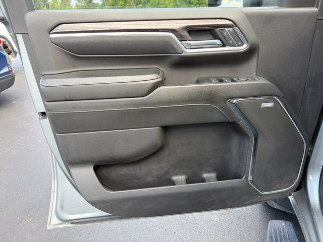 Used 2024 Chevrolet Silverado 2500 LTZ w/ LTZ Convenience Package AWD/4WD image 17