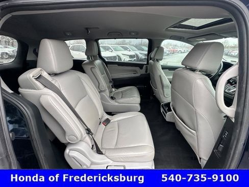 Used 2023 Honda Odyssey EX-L image 43