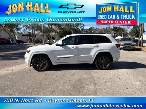 Used 2017 Jeep Grand Cherokee Limited 75th Anniversary image 4
