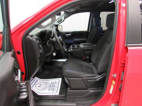 Used 2021 Chevrolet Silverado 1500 W/T w/ Z71 Off-Road Package AWD/4WD image 37