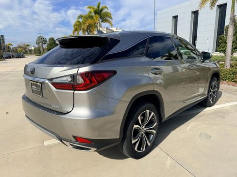 Certified 2022 Lexus RX 350 FWD w/ Premium Package image 3