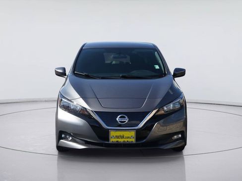 Used 2018 Nissan Leaf SV FWD image 3
