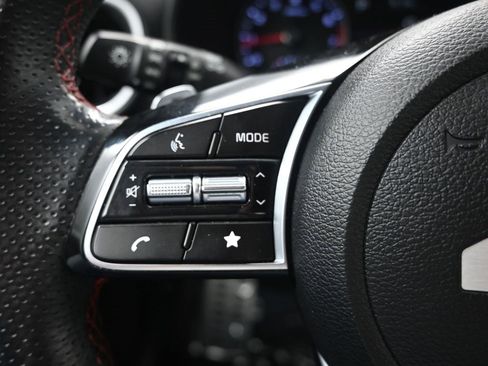 Certified 2022 Kia Forte GT image 27