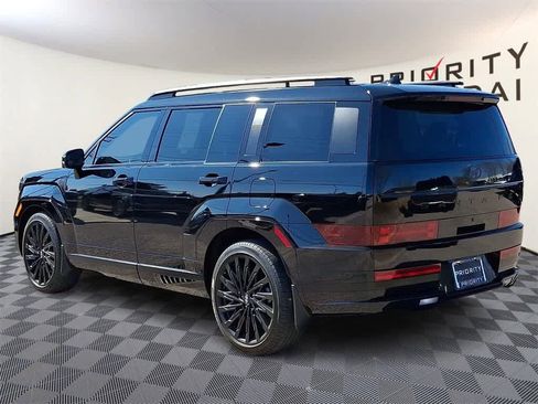 Used 2025 Hyundai Santa Fe Calligraphy image 6