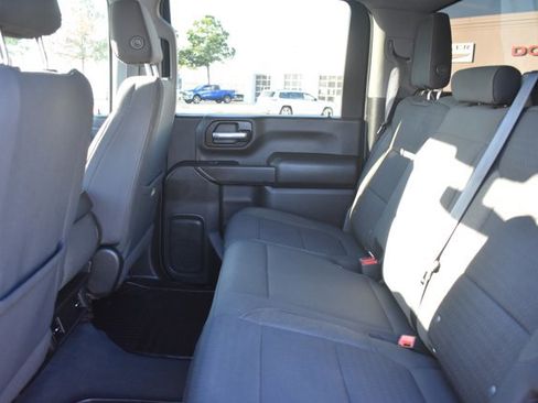 Used 2021 Chevrolet Silverado 2500 LT w/ Z71 Off-Road Package image 17