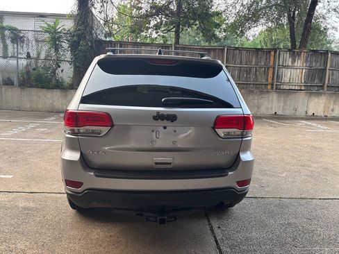 Used 2015 Jeep Grand Cherokee Laredo AWD/4WD image 6