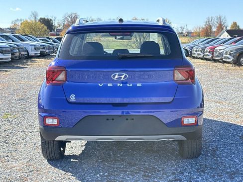 New 2026 Hyundai Venue SEL image 11