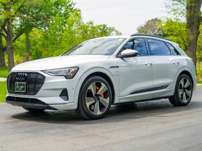 Used 2022 Audi e-tron Premium Plus w/ Premium Plus Package