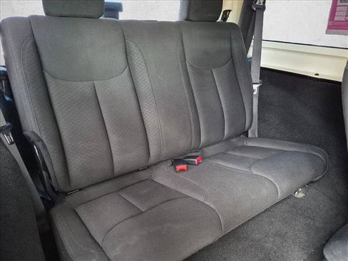 Used 2018 Jeep Wrangler Sport AWD/4WD image 18