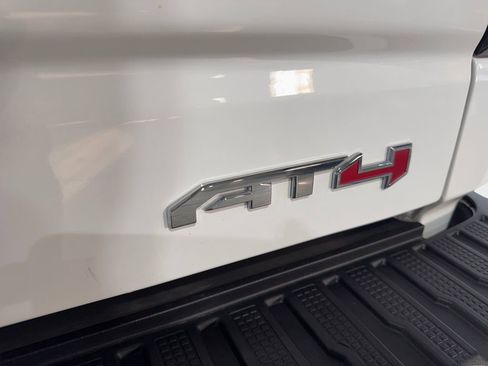 Used 2025 GMC Sierra 1500 AT4 image 24