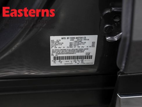 Used 2022 Ford Explorer XLT w/ Equipment Group 202A image 35