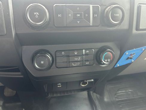 Used 2020 Ford F150 XL w/ Equipment Group 101A Mid RWD image 23