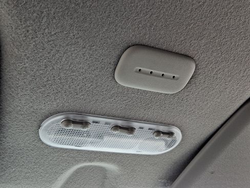 Used 2021 Nissan NV200 S FWD image 24