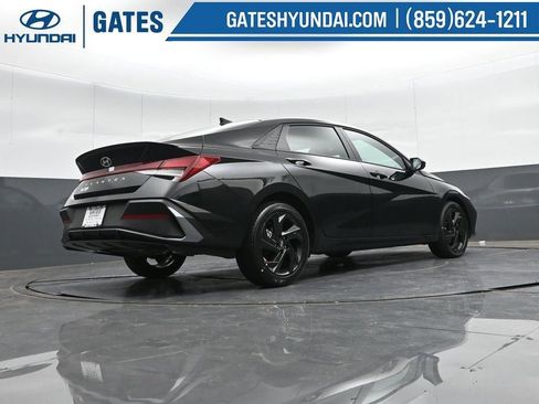 New 2026 Hyundai Elantra Sport image 32