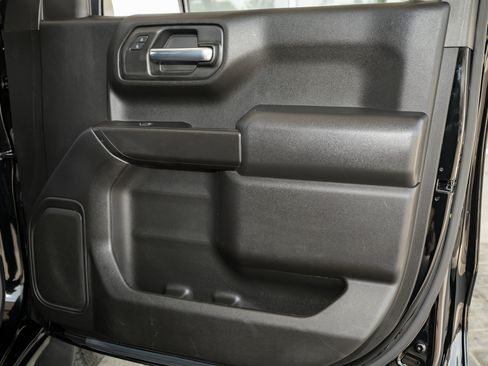 Used 2023 Chevrolet Silverado 1500 Custom image 42