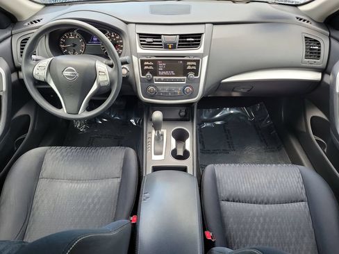Used 2018 Nissan Altima 2.5 S w/ S Convenience Package FWD image 11