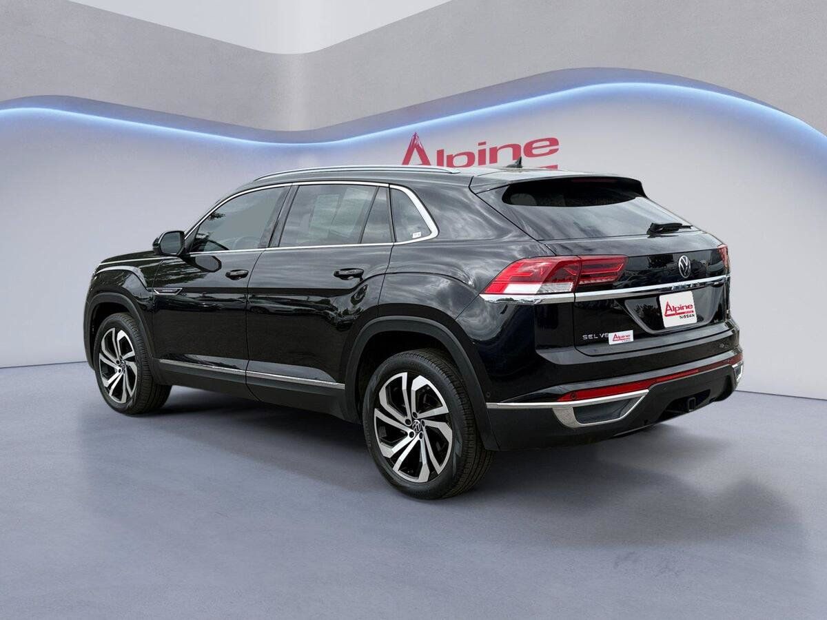 Used 2021 Volkswagen Atlas Cross Sport SEL Premium w/ Cross Sport MDO Package AWD/4WD image 3