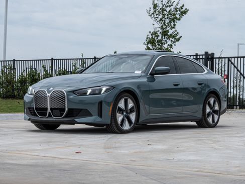 Used 2026 BMW i4 xDrive40i w/ Premium Package AWD/4WD image 5