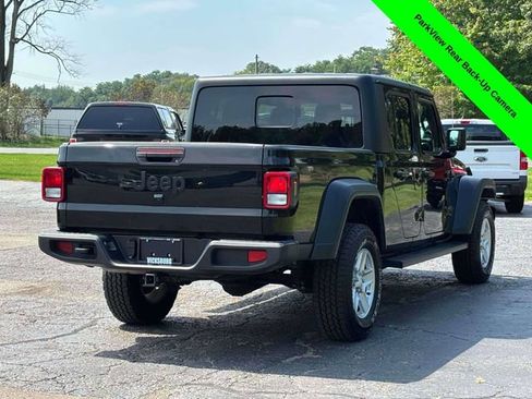 Used 2023 Jeep Gladiator Sport AWD/4WD image 32