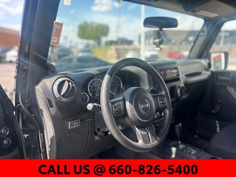 Used 2013 Jeep Wrangler Sport image 9