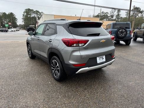 Used 2024 Chevrolet TrailBlazer LT image 8