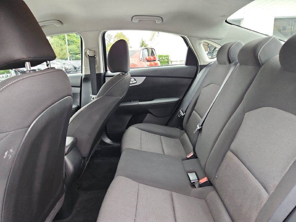 Used 2024 Kia Forte LXS FWD image 25