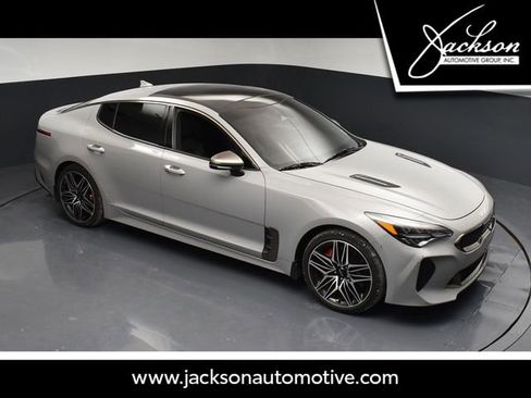 Used 2022 Kia Stinger GT1 AWD/4WD image 1
