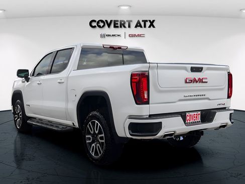 Used 2025 GMC Sierra 1500 AT4 w/ AT4 Premium Package AWD/4WD image 6