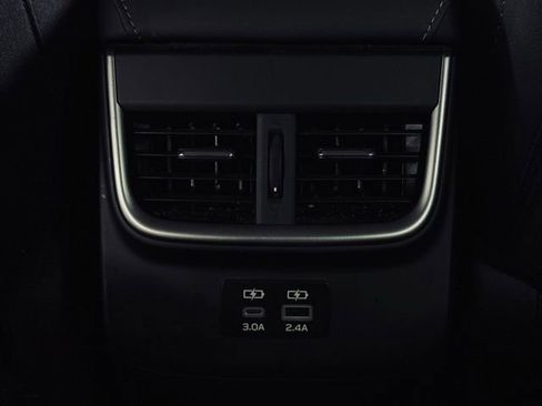 Used 2025 Subaru Outback Premium image 23