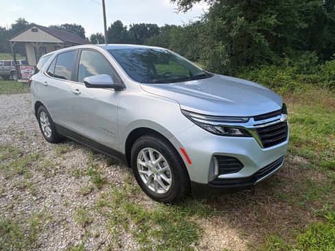 Used 2022 Chevrolet Equinox LT FWD image 8
