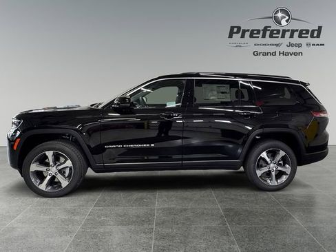 New 2026 Jeep Grand Cherokee L Limited AWD/4WD image 9