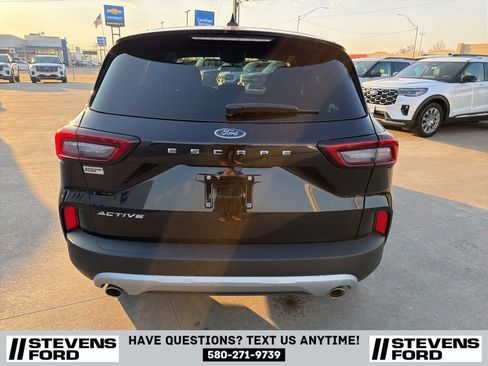 Used 2024 Ford Escape Active image 9