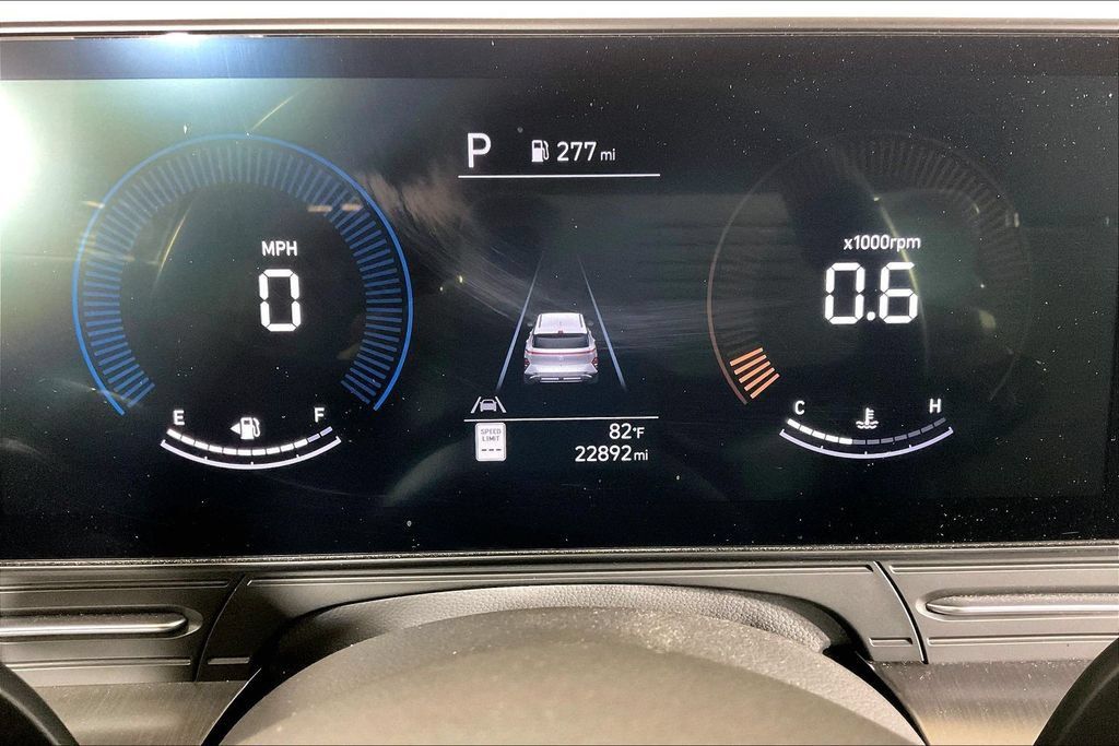 Used 2024 Hyundai Kona SEL FWD image 20