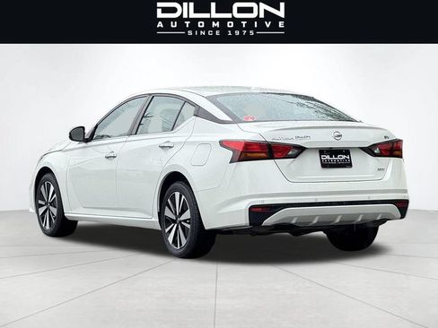 Used 2022 Nissan Altima 2.5 SV AWD/4WD image 6